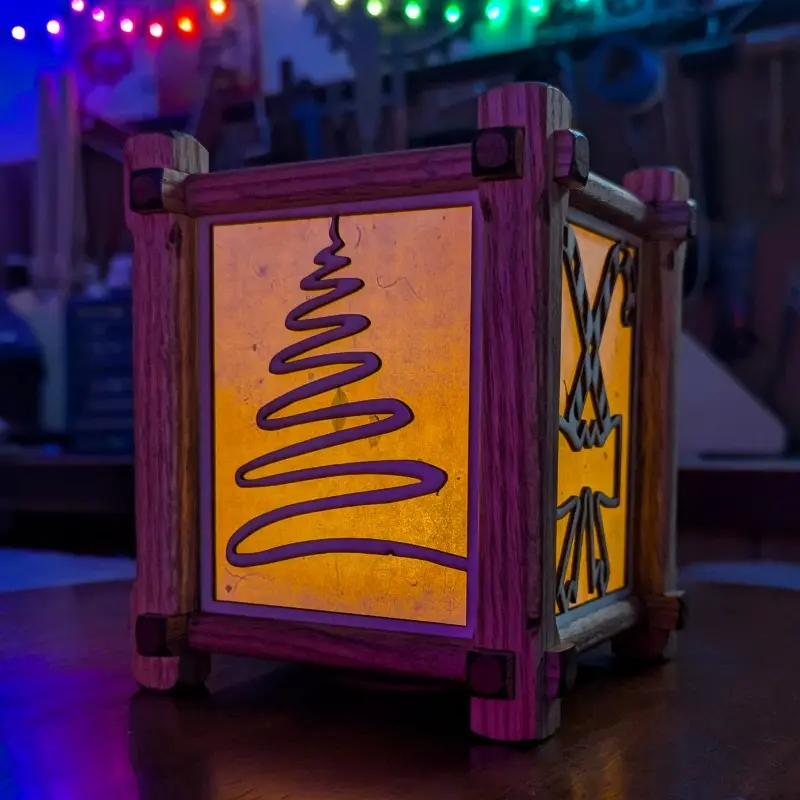 holiday_v1_tree_led.webp